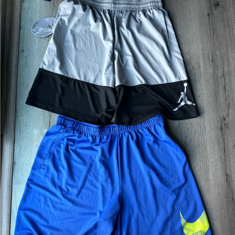 2 pair of 3xl shorts